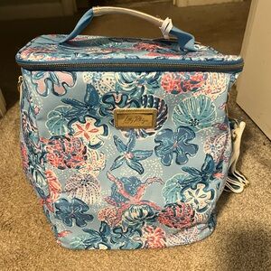 NWT Lilly Pulitzer Blue and Pink Floral Wine Cooler